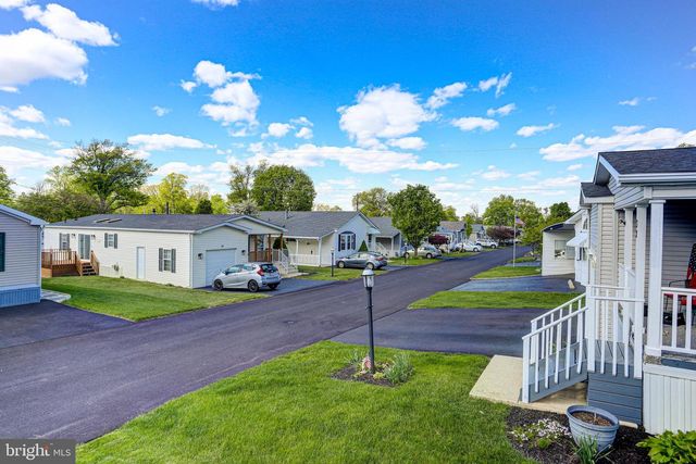 31 PASTURE LANE, Chalfont, PA 18914