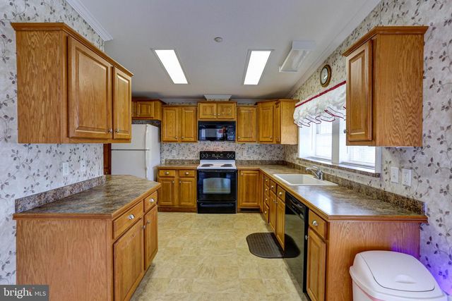 31 PASTURE LANE, Chalfont, PA 18914