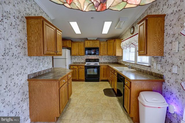 31 PASTURE LANE, Chalfont, PA 18914