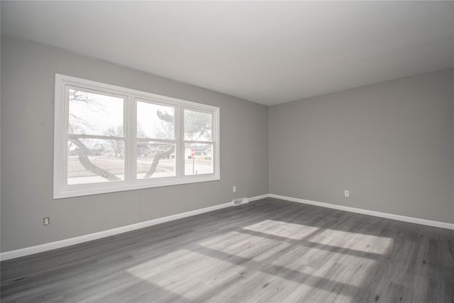 195 Gray Avenue, Waukee, IA 50263