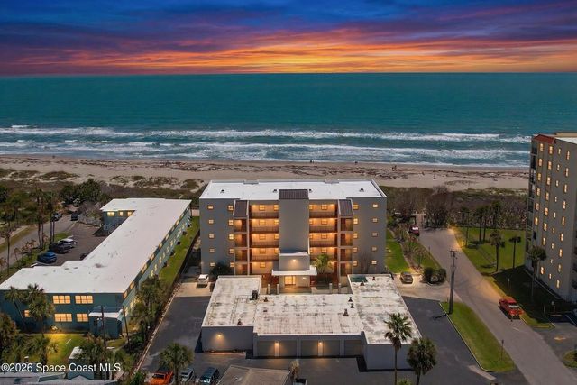 550 Garfield Avenue 302, Cocoa Beach, FL 32931