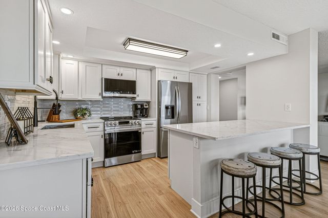 550 Garfield Avenue 302, Cocoa Beach, FL 32931