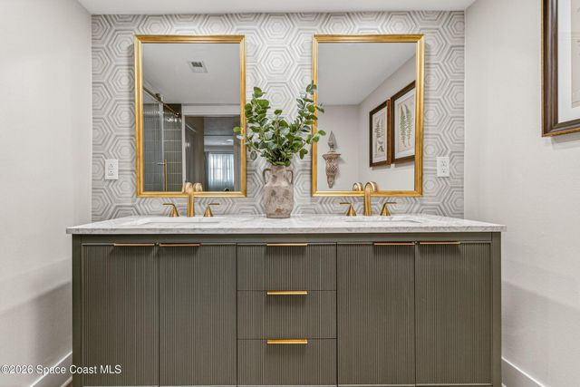 550 Garfield Avenue 302, Cocoa Beach, FL 32931