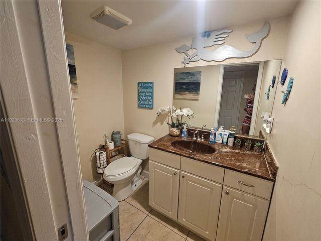 8401 W Sample Rd 10, Coral Springs, FL 33065