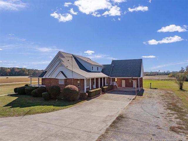 1594 Carroll Store Road, Autryville, NC 28318