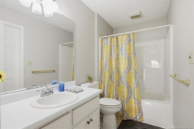 1594 Carroll Store Road, Autryville, NC 28318