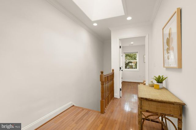 320 19TH ST NE, Washington, DC 20002