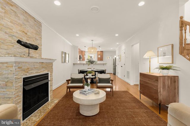 320 19TH ST NE, Washington, DC 20002