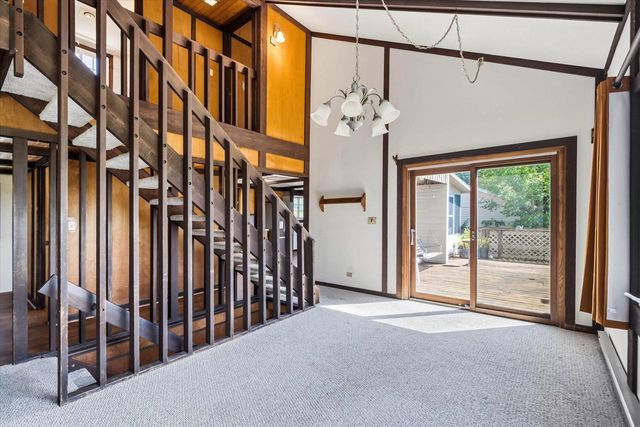 7475 Brookhaven DRIVE, West Bend, WI 53090