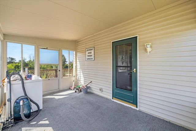 7475 Brookhaven DRIVE, West Bend, WI 53090