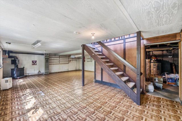 7475 Brookhaven DRIVE, West Bend, WI 53090