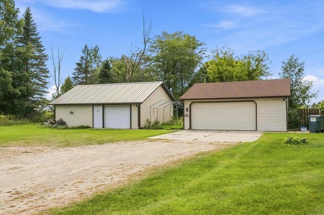 7475 Brookhaven DRIVE, West Bend, WI 53090