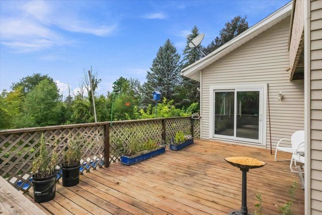 7475 Brookhaven DRIVE, West Bend, WI 53090