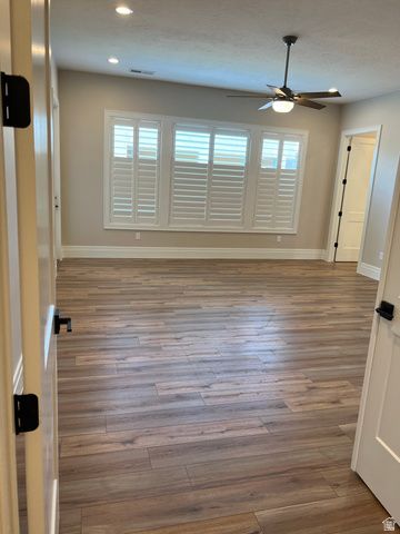 5294 W 3200 S, Hurricane, UT 84737