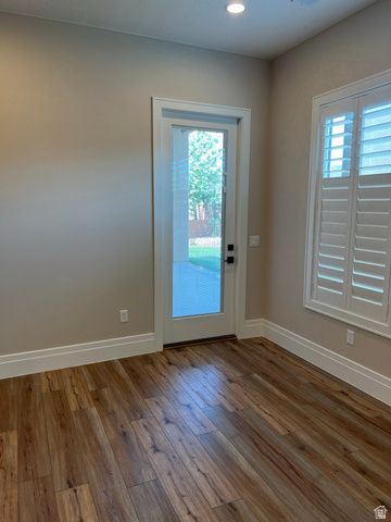 5294 W 3200 S, Hurricane, UT 84737