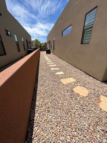 5294 W 3200 S, Hurricane, UT 84737