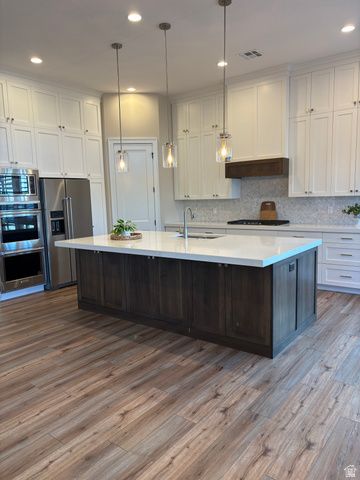 5294 W 3200 S, Hurricane, UT 84737