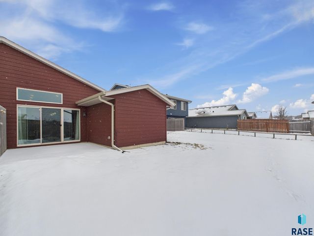9418 W Gert St Street, Sioux Falls, SD 57106