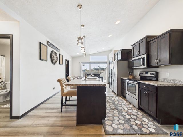 9418 W Gert St Street, Sioux Falls, SD 57106