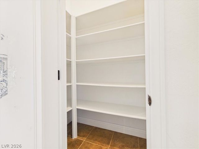 460 East Hickory Street, Pahrump, NV 89048