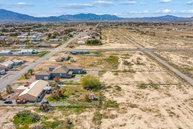 460 East Hickory Street, Pahrump, NV 89048