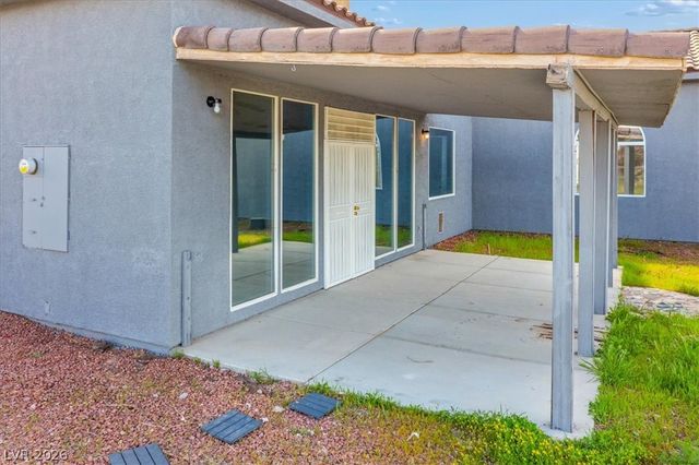 460 East Hickory Street, Pahrump, NV 89048