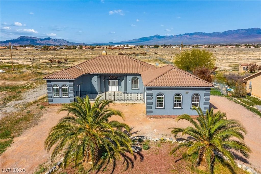 460 East Hickory Street, Pahrump, NV 89048