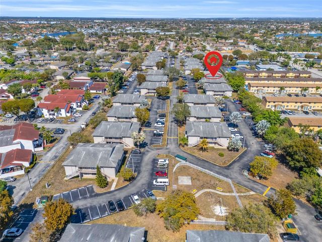 15348 SW 72nd St 23-12, Miami, FL 33193