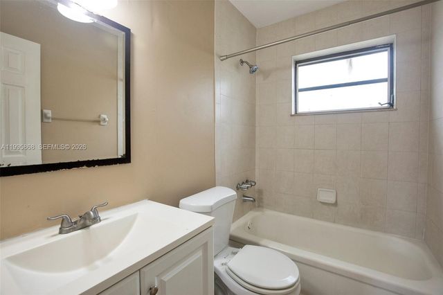 4061 N Dixie Hwy 29, Oakland Park, FL 33334