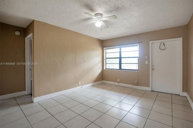 4061 N Dixie Hwy 29, Oakland Park, FL 33334