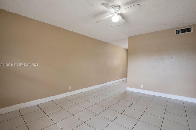 4061 N Dixie Hwy 29, Oakland Park, FL 33334