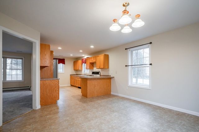 55 Sweet Hill Rd, Plaistow, NH 03865