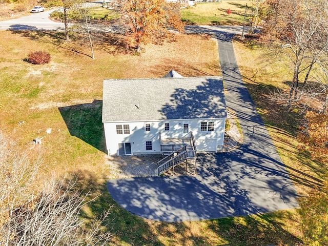 55 Sweet Hill Rd, Plaistow, NH 03865