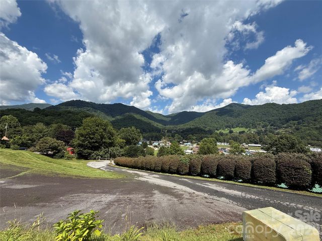 10 Lewis Lane 10, Maggie Valley, NC 28751