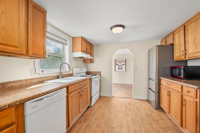 102 Corliss Hill Road, Meredith, NH 03253