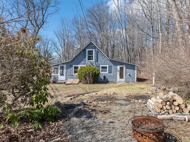 102 Corliss Hill Road, Meredith, NH 03253