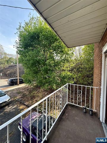 135 Jay Avenue 1, Lyndhurst, NJ 07071