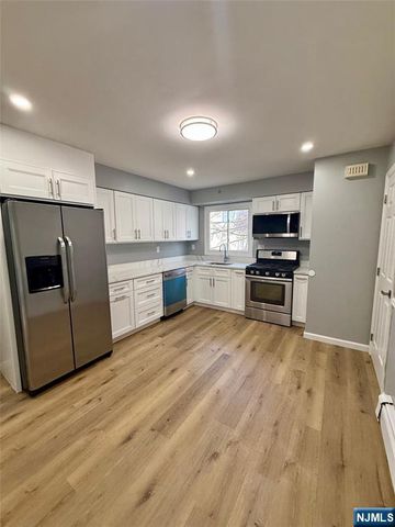 135 Jay Avenue 1, Lyndhurst, NJ 07071