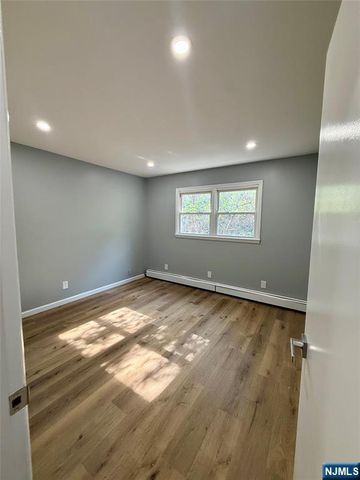 135 Jay Avenue 1, Lyndhurst, NJ 07071