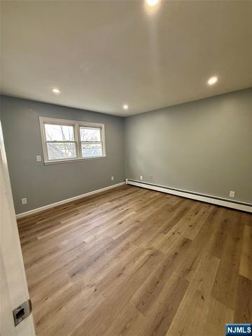 135 Jay Avenue 1, Lyndhurst, NJ 07071