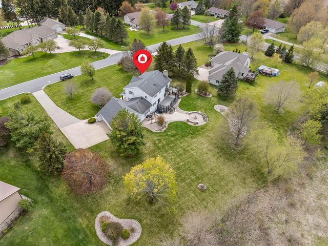 W8078 HILLCREST COURT, Hortonville, WI 54944