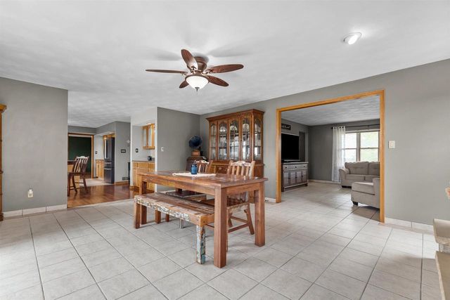 W8078 HILLCREST COURT, Hortonville, WI 54944