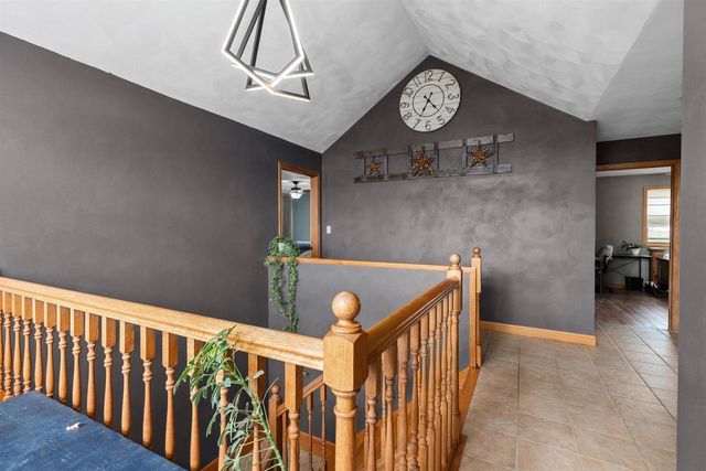 W8078 HILLCREST COURT, Hortonville, WI 54944