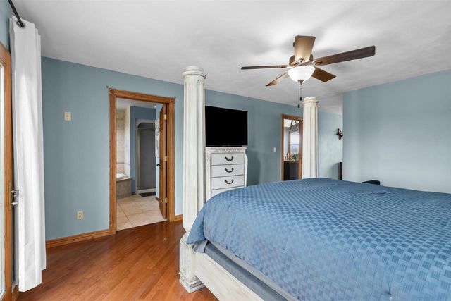 W8078 HILLCREST COURT, Hortonville, WI 54944