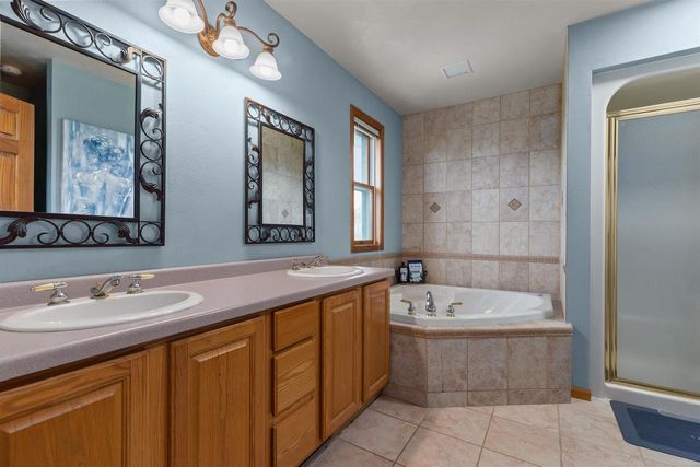 W8078 HILLCREST COURT, Hortonville, WI 54944