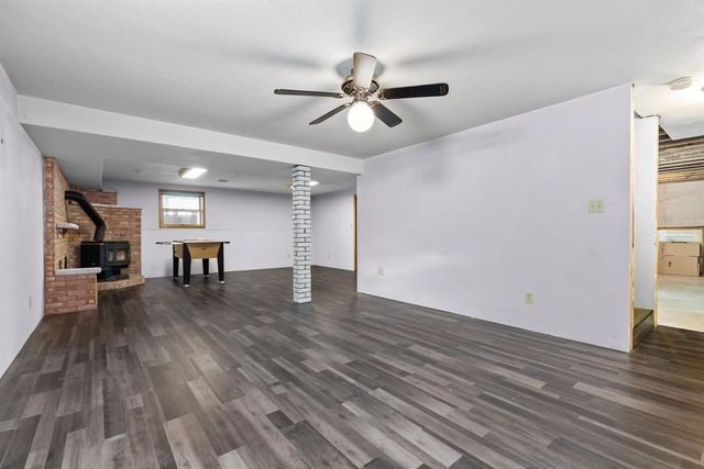 W8078 HILLCREST COURT, Hortonville, WI 54944