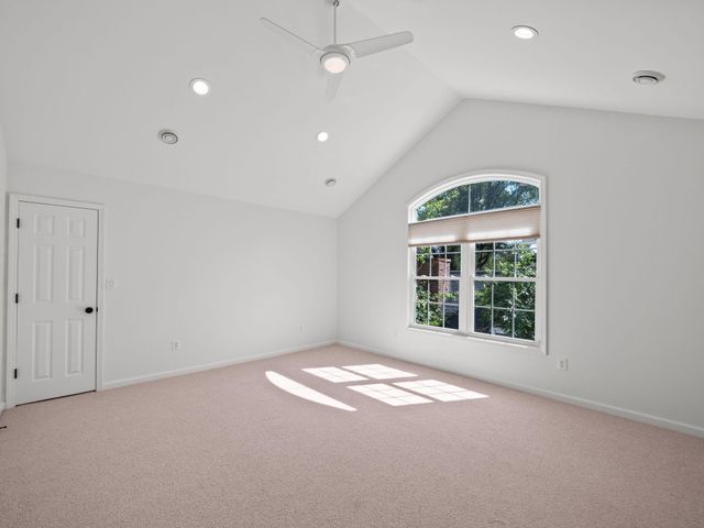 650 W Lincoln Street, Birmingham, MI 48009