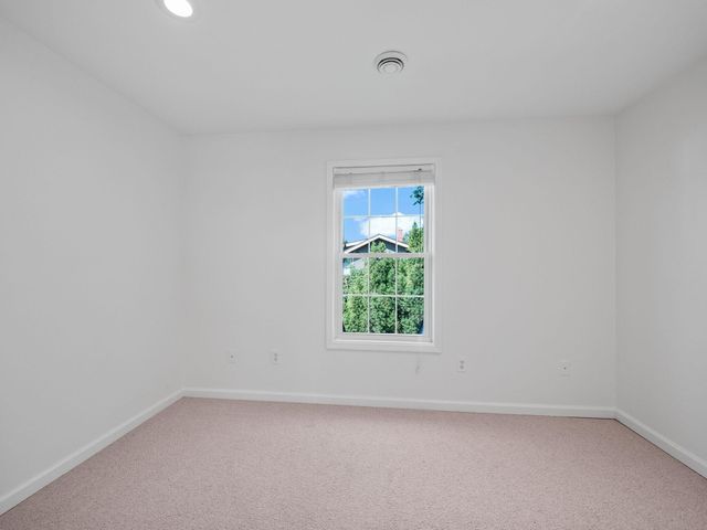 650 W Lincoln Street, Birmingham, MI 48009