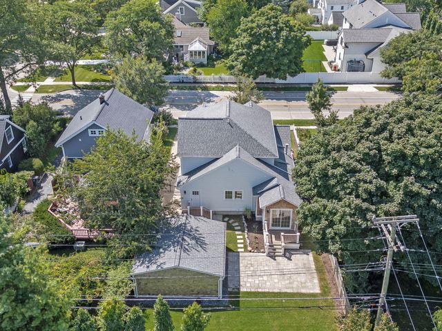 650 W Lincoln Street, Birmingham, MI 48009