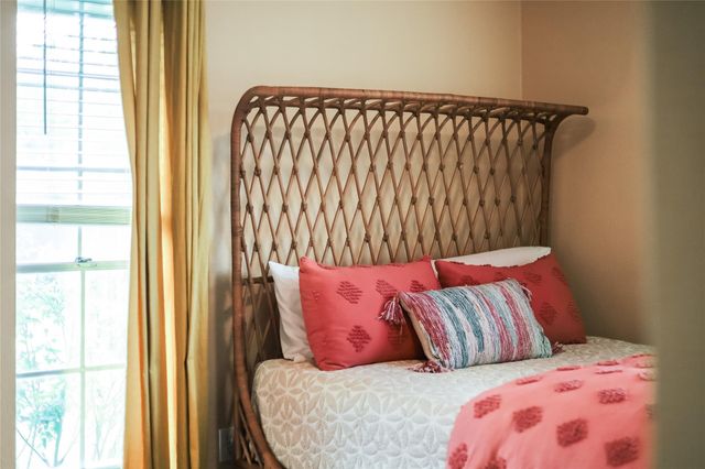 7300 Glenhill RD, Austin, TX 78752